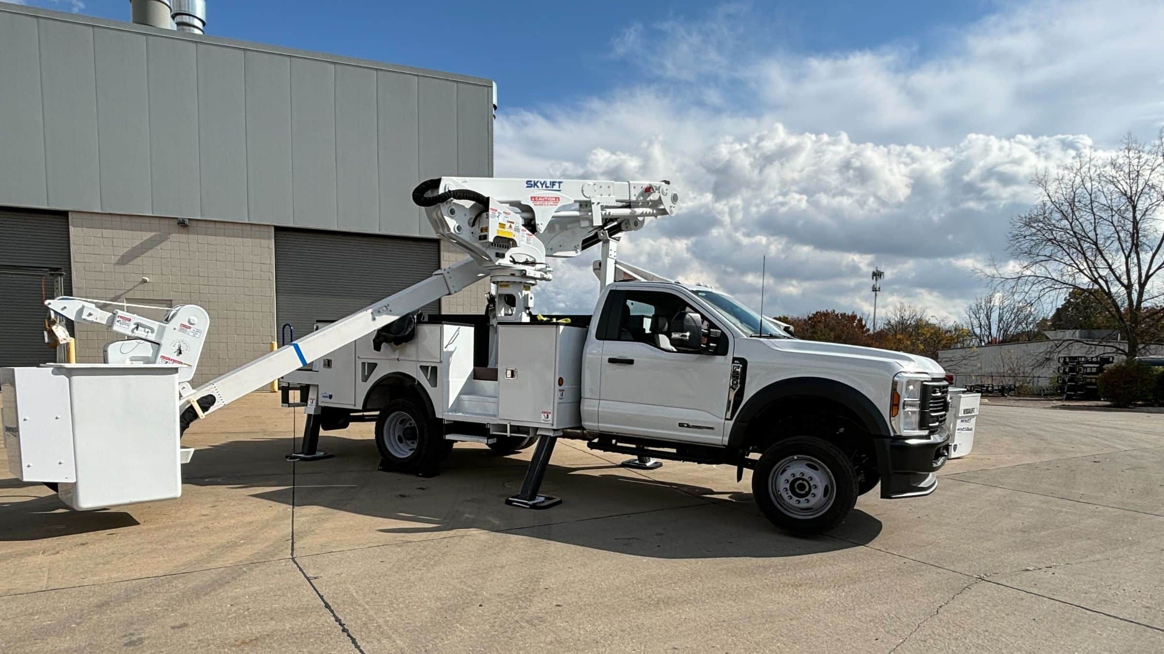 Bucket Trucks Rental Sales Jdc Jack Doheny (2)