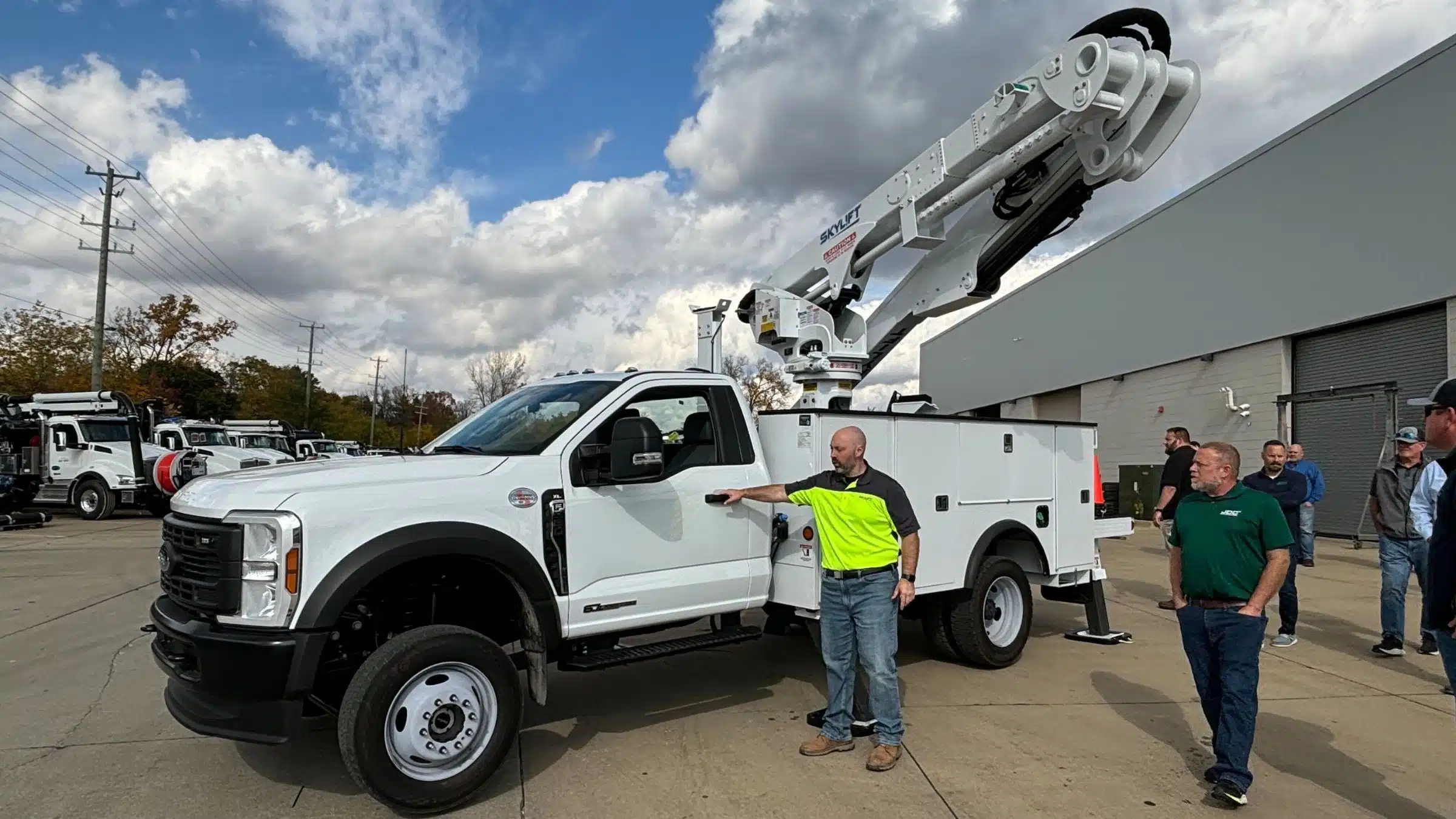 Bucket Trucks Rental Sales Jdc Jack Doheny (3)